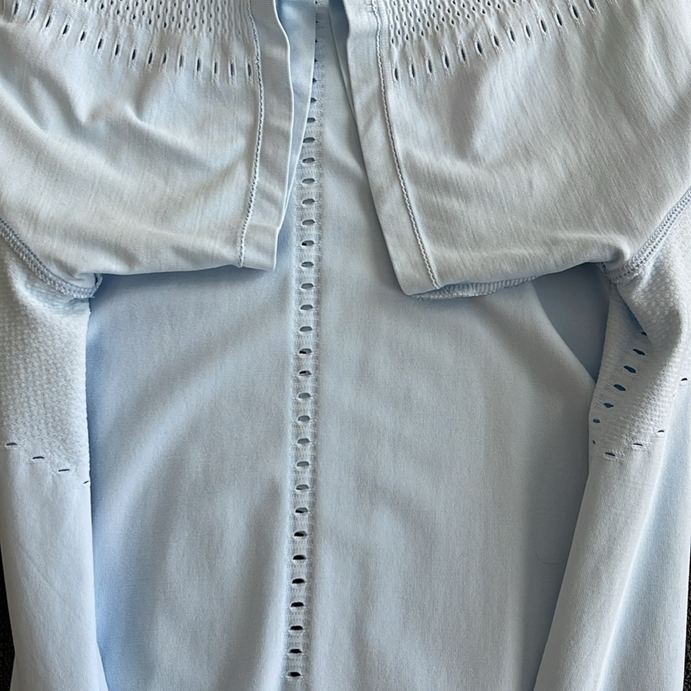 ATHLETA “Foothill” Short Sleeve Performance Top - Picture 9 of 14